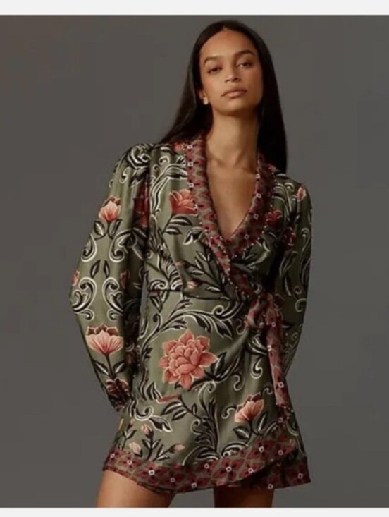 FARM Rio Dresses & Skirts - Farm Rio Floral Arabesque Wrap Dress in Deep Green and Rose